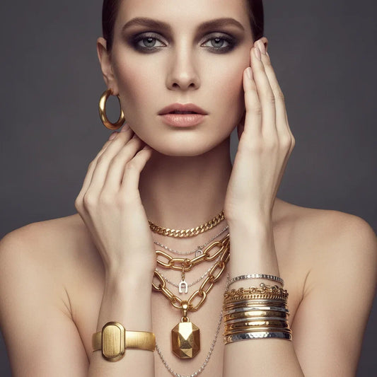 Parure bijoux femme, assortir ou mixer ses pièces 2026